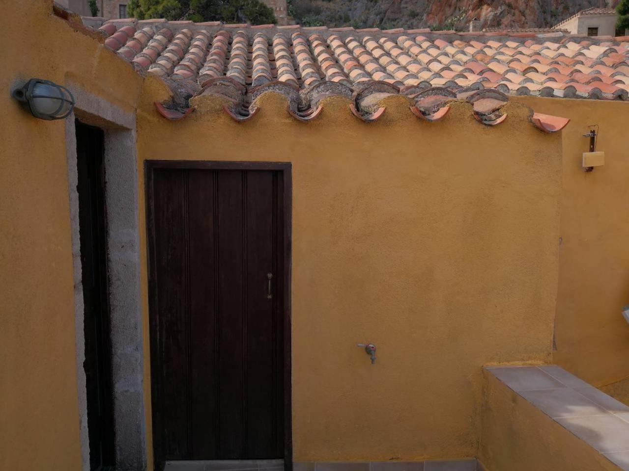 Kissamitakis Guesthouse Monemvasía Екстериор снимка